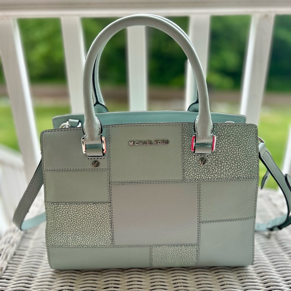 MICHAEL KORS. Selma Celadon Satchel Embossed Leather. Light Blue/Greenish Color - Picture 4 of 10